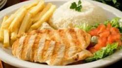 FILE DE FRANGO GRELHADO COMPLETO