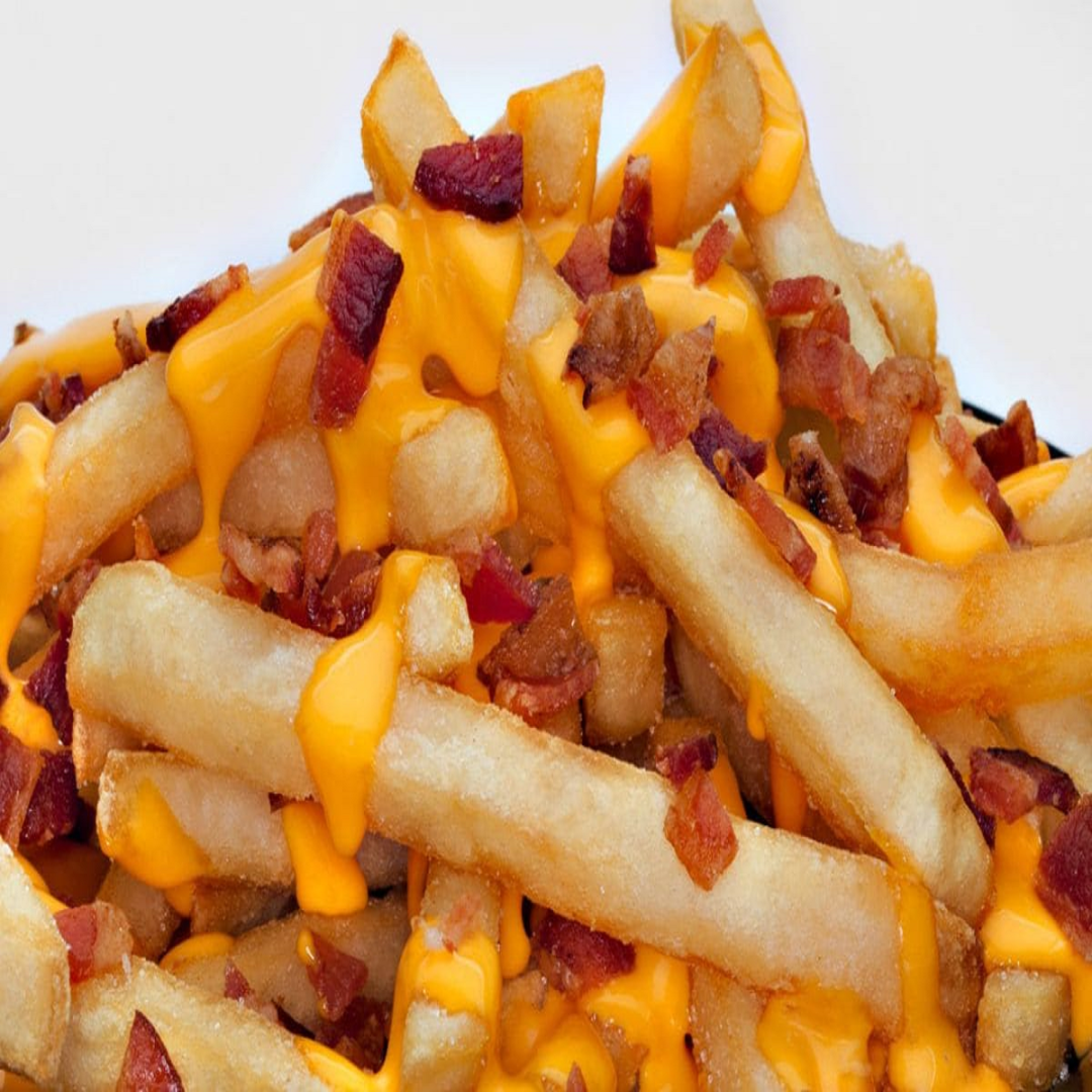 BATATA FRITA COM CHEDDAR E BACON
