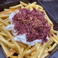 BATATA GRATINADA COM CARNE DE SOL