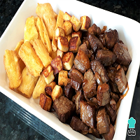 CARNE DE SOL COM AIPIM ( 300 G )